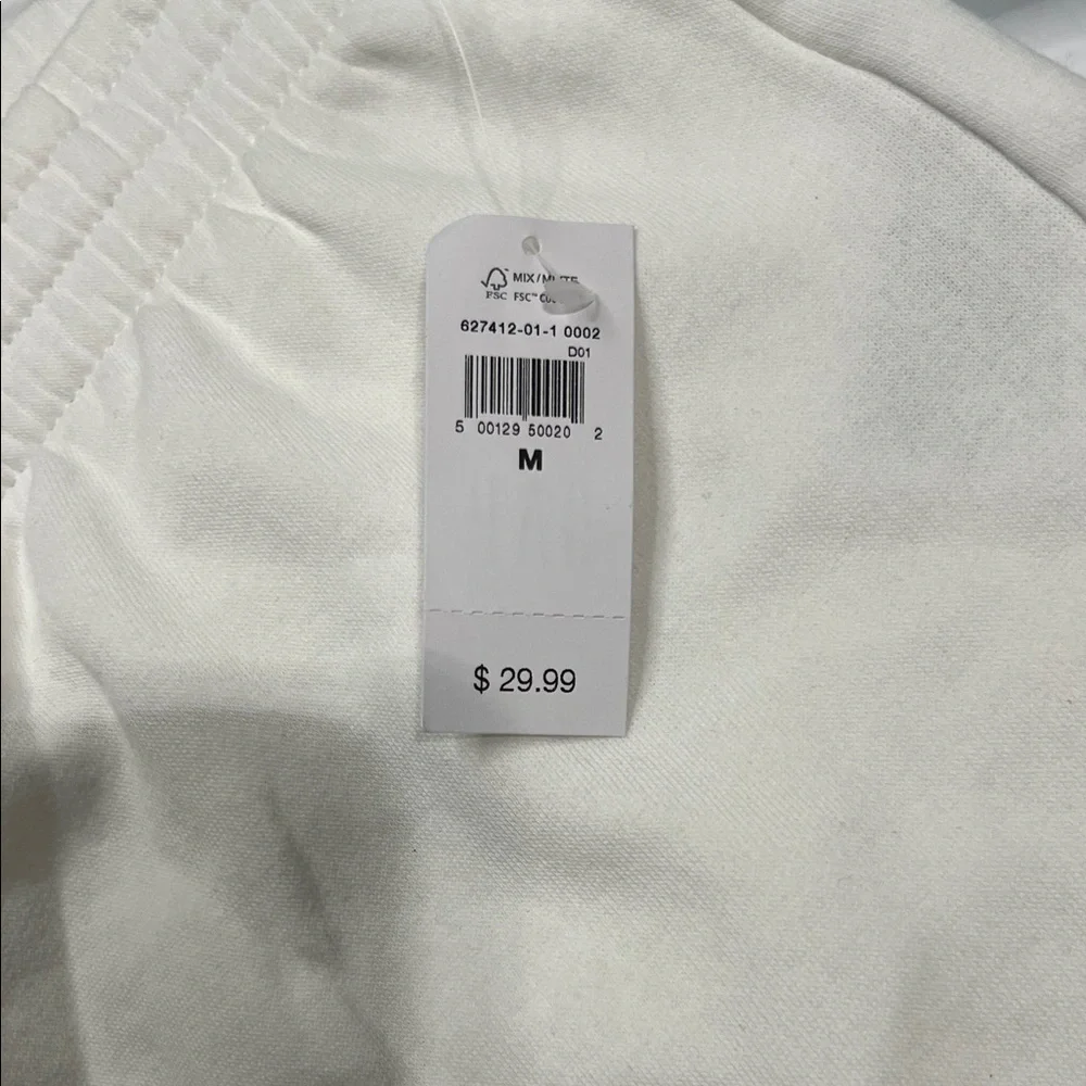 GAP  Athletic White Shorts Men’s  size Medium